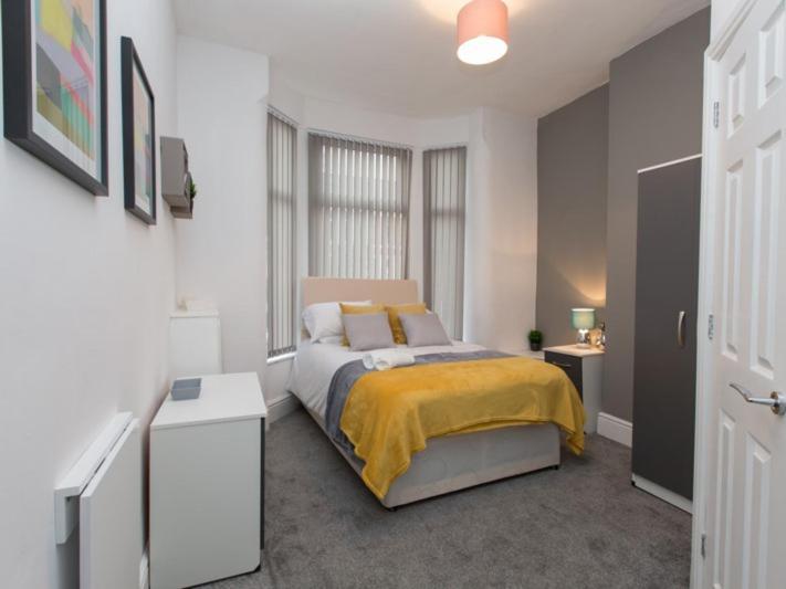 Townhouse @ 166 Ruskin Road Crewe Phòng bức ảnh